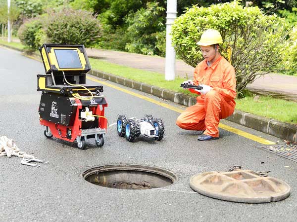 三角镇管道机器人检测